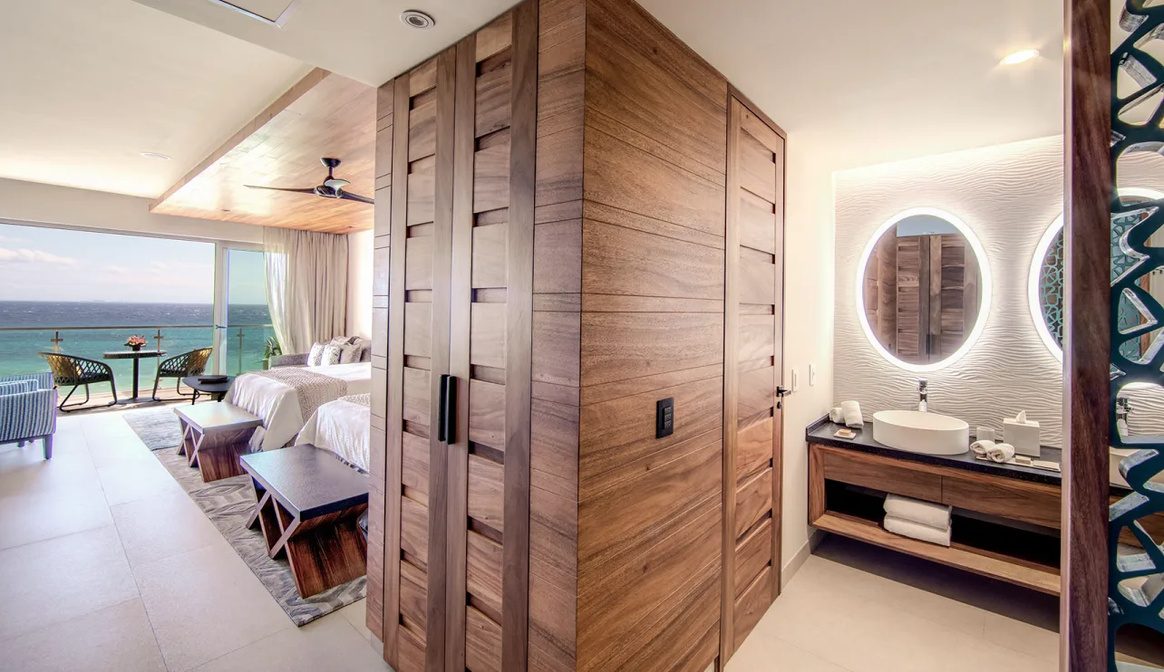 Queen Suite Ocean View